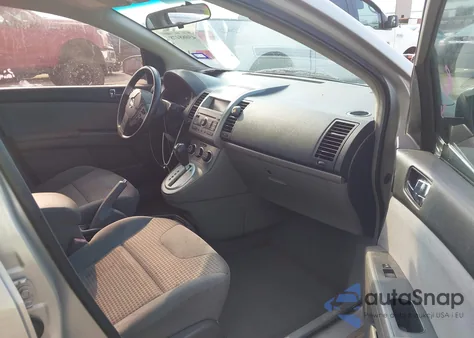 2008 Nissan Sentra 2.0S z USA, uszkodzony, nr VIN 3N1AB61E38L644055